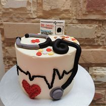 Mi proyecto del curso: Cake design: técnicas decorativas modernas.. Un progetto di Design e DIY di Daniela Valencia - 09.07.2024