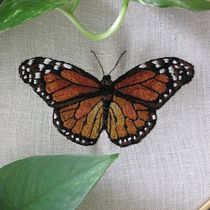 My First Thread Painting!. Traditional illustration, Embroider, and Textile Design project by Sharla Daviduik - 07.14.2024