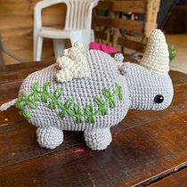 Mi proyecto del curso: Diseño y creación de amigurumis. Projekt z dziedziny Craft, Projektowanie zabawek,  Tkactwo, DIY, Sz, dełkowanie, Amigurumi, Wzornictwo tekst i liów użytkownika Julieta Muñoz - 15.07.2024