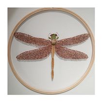 My project for course: Tulle Embroidery with Natural Flowers and Plants. Bordado, DIY, Design floral e vegetal, e Design têxtil projeto de Florar Tisane - 07.07.2024