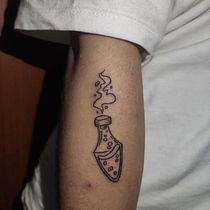 Mi proyecto del curso: Tatuaje fine line: la sutileza de la línea. Traditional illustration, Drawing, and Tattoo Design project by sofia cardenas rios - 07.22.2024