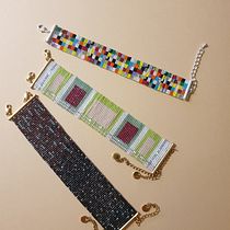 Mon projet du cours : Bijoux tissés en perles : créez des motifs élégants. Accessor, Design, Arts, Crafts, Jewelr, Design, and Fiber Arts project by Elisabeth Magro - 07.23.2024