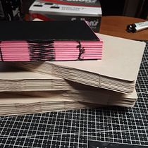 Mi proyecto del curso: Diseño y encuadernación de sketchbooks. Un progetto di Illustrazione tradizionale, Artigianato, Rilegatura, DIY e Sketchbook di RodeK - 24.07.2024