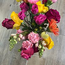 My project for course: Floral Bouquet Creation for Beginners. Interior Design, L, scape Architecture, Decoration, DIY, Floral, and Plant Design project by bloomblossomevents - 08.01.2024