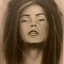 Mi proyecto del curso: Retrato artístico al carboncillo: creando atmósferas. Ilustração tradicional, Artes plásticas, Desenho, Desenho de retrato, Desenho realista, e Desenho artístico projeto de Enrique Rodríguez Rubio - 12.08.2024
