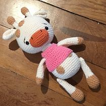 Mi proyecto del curso: Amigurumi para principiantes: teje animales en crochet. Arts, Crafts, To, Design, Crochet, Amigurumi, and Textile Design project by Angela Cordova - 08.12.2024
