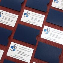 Mi proyecto del curso: Diseño de logotipos desde cero: del brief a la presentación. Un projet de Design , Br, ing et identité, Création de logos, Conception numérique , et Design de papeterie de Cristina Bertuzzi - 17.08.2024