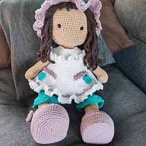 Mi proyecto del curso: Elaboración de muñecas amigurumi románticas. Arts, Crafts, To, Design, Fiber Arts, Amigurumi, and Textile Design project by susana_jdm - 08.17.2024