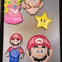 Mi proyecto del curso: Decoración de galletas con royal icing para principiantes. Design, Painting, and DIY project by anabel1805limon - 09.14.2024
