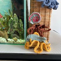 My project for course: Crochet Techniques for Sea Life and Animals. Accessor, Design, Arts, Crafts, Fiber Arts, Crochet, and Textile Design project by kateryna_chistyakova - 08.19.2024
