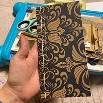 Mi proyecto del curso: Técnicas de encuadernación DIY. Fine Arts, Bookbinding, and DIY project by Barbara Barahona Contreras - 08.19.2024