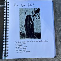 Meu projeto do curso: Diário de poesia visual: narre com fotografia e versos. Portrait Photograph, Digital Photograph, Fine-Art Photograph, Lifest, le Photograph, and Self-Portrait Photograph project by Samarina Do Rocio - 08.22.2024