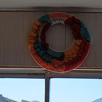 Mi proyecto del curso: Tejido en telar circular para tapices de pared coloridos. Arts, Crafts, Interior Design, Pattern Design, Fiber Arts, Weaving, and Textile Design project by Haillen Segovia - 08.23.2024