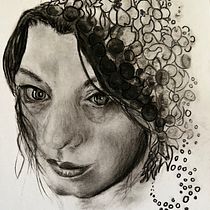 My project for course: Artistic Charcoal Portraiture: Creating Atmosphere. Ilustração tradicional, Artes plásticas, Desenho, Desenho de retrato, Desenho realista, e Desenho artístico projeto de catewise - 28.08.2024