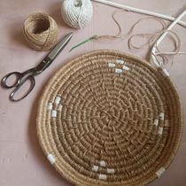 Il mio progetto del corso: Intreccio di cesti per principianti: la tecnica a spirale  Ein Projekt aus dem Bereich Erweiterungsentwicklung, H, werk, Modedesign, Weben und Textildesign von lucia_frat80 - 04.09.2024