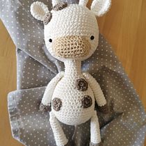 My project for course: Crocheting Amigurumi Animals for Beginners. Amigurumi, Arts, Crafts, Crochet, Textile Design, To, and Design project by milena313 - 09.07.2024