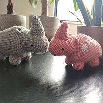 Mi proyecto del curso: Diseño y creación de amigurumis. Projekt z dziedziny Craft, Projektowanie zabawek, DIY,  Tkactwo, Sz, dełkowanie, Amigurumi, Wzornictwo tekst i liów użytkownika Anyy Plata - 07.09.2024