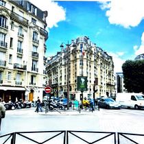Paris 2011. Drawing, Watercolor Painting, Architectural Illustration, Sketchbook, Ink Illustration, and Sketching project by Jean-philippe Maurice - 09.10.2024
