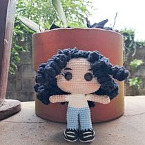Meu projeto do curso: Amigurumi: crie pessoas com crochê. Amigurumi, Crochet, Fiber Arts, Textile Design, To, Design, Arts, and Crafts project by angelsartam - 09.18.2024