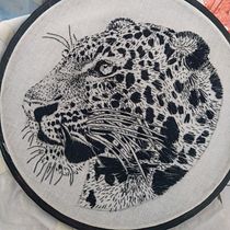 Mi proyecto del curso: Dibujo con hilo. Desenho, Bordado, Tecido, Ilustração tradicional, Desenho realista, e Design têxtil projeto de Silvina - 27.09.2024