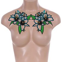My project for course: Botanical Tattoo Design with Procreate. Ilustração botânica, Ilustração digital, Ilustração tradicional, e Desenho de tatuagens projeto de Bédard Luc - 01.10.2024