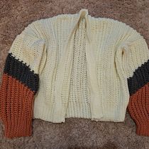 Mi proyecto del curso: Crochet: crea prendas con una sola aguja. Fashion Design, DIY, Fiber Arts, Crochet, and Textile Design project by Patricia Cantalapiedra Iruretagoyena - 10.13.2024