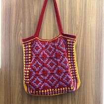 Meu projeto do curso: Crochê: técnicas avançadas para roupas coloridas. Un proyecto de Crochet, DIY, Diseño de moda y Diseño textil de Ida Amaro - 14.10.2024