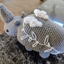 Mi proyecto del curso: Diseño y creación de amigurumis. Projekt z dziedziny Craft, Projektowanie zabawek, DIY,  Tkactwo, Sz, dełkowanie, Amigurumi, Wzornictwo tekst i liów użytkownika Jesús Ruppel - 17.10.2024