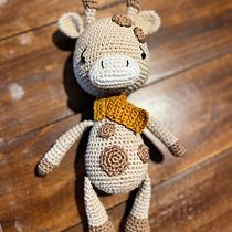 My project for course: Crocheting Amigurumi Animals for Beginners. Amigurumi, Arts, Crafts, Crochet, Textile Design, To, and Design project by joan_1059 - 10.24.2024