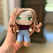 Mi proyecto del curso: Amigurumis: personas tejidas a crochet. Amigurumi, Arts, Crafts, Crochet, Fiber Arts, Textile Design, To, and Design project by Karen Schmidt - 10.24.2024