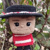 Mi proyecto del curso: Amigurumis: personas tejidas a crochet. Amigurumi, Arts, Crafts, Crochet, Fiber Arts, Textile Design, To, and Design project by Antonia Romo - 10.24.2024