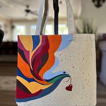 Pintura a mano sobre prendas. Un projet de Artisanat, DIY, Peinture, Design textile, Upc , et cling de Patricia Moravec - 14.10.2024
