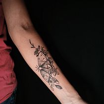 Mi proyecto del curso: Técnicas de tatuaje blackwork con línea fina. Tattoo Design project by Natasha Mahmud - 10.25.2024