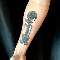 Mon projet du cours : Tatouage en pointillisime Ein Projekt aus dem Bereich Tattoodesign von glaviott42 - 26.02.2024
