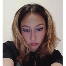 Mi proyecto del curso: Introducción a las técnicas profesionales de maquillaje. Un projet de Direction artistique, St, lisme, Photographie de mode , et Cinéma, vidéo et télévision de alexasoza11 - 07.11.2024