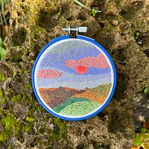 My project for course: Design and create a 'stained glass' embroidery. Un projet de Broderie, Illustration traditionnelle , et Design textile de mpossidente3 - 21.11.2024