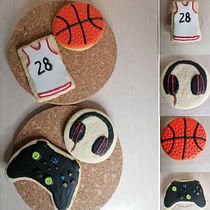 Mi proyecto del curso: Decoración de galletas con royal icing para principiantes. Baking, Edible Art & Icing project by yuberkisgj - 11.22.2024