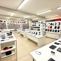 proyecto de venta de celulares, cargadores y audifonos. Web Design, E-commerce, Digital Marketing, Web Development, and Business project by ronald_garofalo_sfm - 11.14.2024