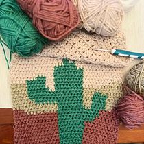 Il mio progetto del corso: Intarsio all’uncinetto: tessi i tuoi arazzi. Decoration, DIY, Fiber Arts, Crochet, Fashion Design, and Textile Design project by claudia_natali81 - 11.25.2024