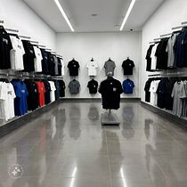venta de tienda deportiva. Web Development, Web Design, E-commerce, Digital Marketing, and Business project by jefferson_laje_sfm - 12.05.2024