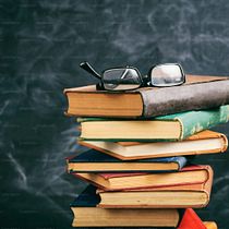 Proyecto para clasificar Libros físcos y EBooks. Projekt z dziedziny Tworzenie stron internetow, ch, Programowanie, Sztuczna Inteligencja i Programowanie SI użytkownika Antony Alvarez - 08.12.2024