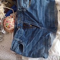 Shorts de ropa antigua. Un projet de DIY, Art textile, Design textile, Upc , et cling de John Sandoval - 18.12.2024