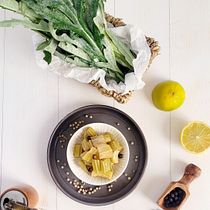 cardi. Digital Photograph, Food Photograph, Food St, ling, Instagram Photograph, Lifest, le Photograph, Photo Retouching, and Photograph project by Daniela Valleri - 12.22.2024