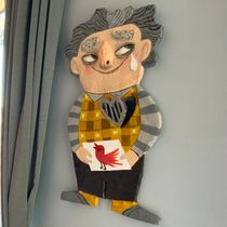 Paper Mache Happy-Sad Man. Art To, s, To, Design, Character Design, Creating with Kids, and Traditional illustration project by Stefana Argirova - 01.05.2025