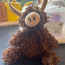 My Morag the Highland Cow!. Amigurumi, Arts, Crafts, Crochet, Fiber Arts, Textile Design, To, and Design project by janewhite451 - 01.15.2025