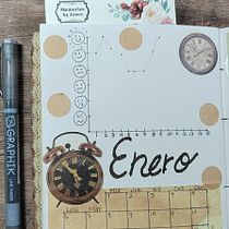 El tic tac de Enero. Un progetto di Disegno, H, lettering, Lettering, Illustrazione tradizionale, Artigianato, Business, Creatività, DIY, Belle arti, Management, produttività, Mindfulness, Sketchbook e Bozzetti di Joela Cervantes - 25.01.2025