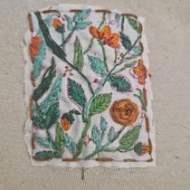 Floral pattern. Un progetto di Design di accessori, Artigianato, Illustrazione botanica, Pattern design e Textile Design di Idania SerJi - 31.01.2025