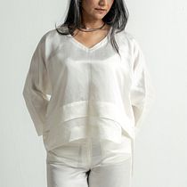 Sketches & Ideas. Un proyecto de Diseño de moda de nayalanaresh - 05.02.2025