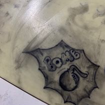 Bomb . Un progetto di Design di tatuaggi di Marco Sánchez Ruiz - 06.02.2025