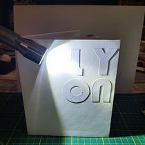 Jeux de lumière sur Lyon Ein Projekt aus dem Bereich H, werk, DIY, Erzählung, Kartonmodellbau, Stor und telling von Solweig Gerbier - 16.02.2025
